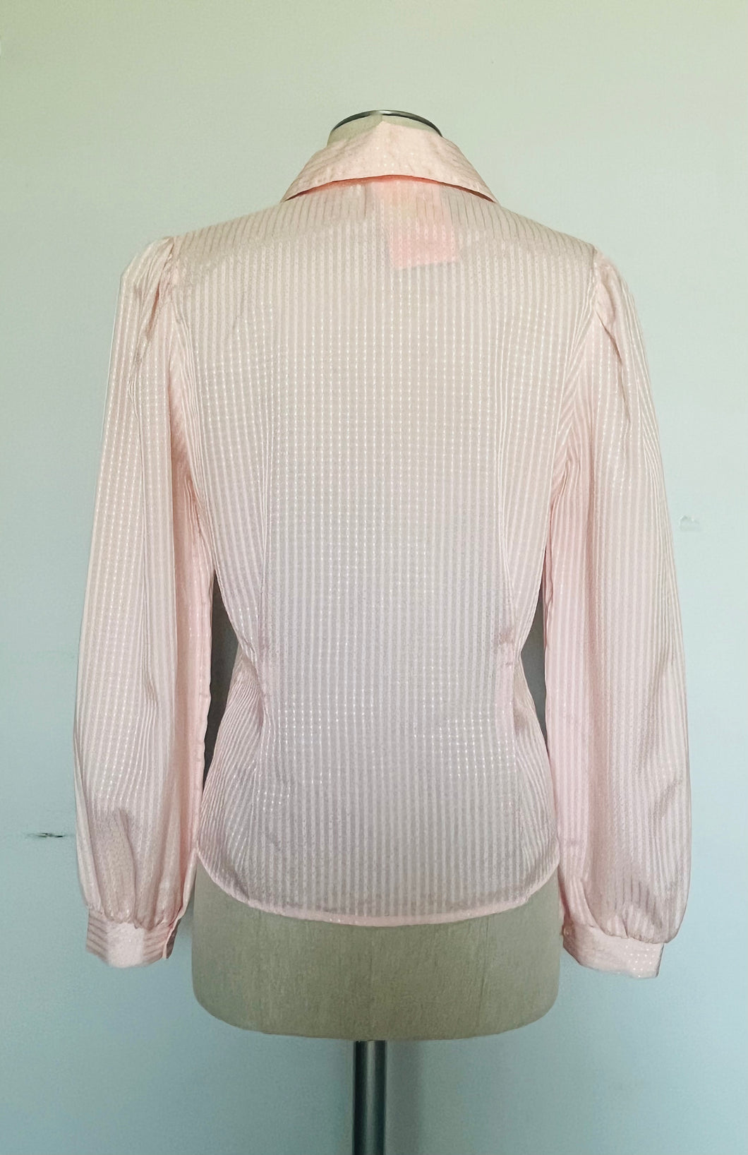 Vintage 60s soft pink blouse Small