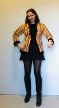 Load image into Gallery viewer, Vintage 70s quilted faux fur interior leopard toggle Asian jacket  small
